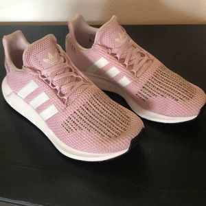 Adidas Swift running shoes sz 8.5